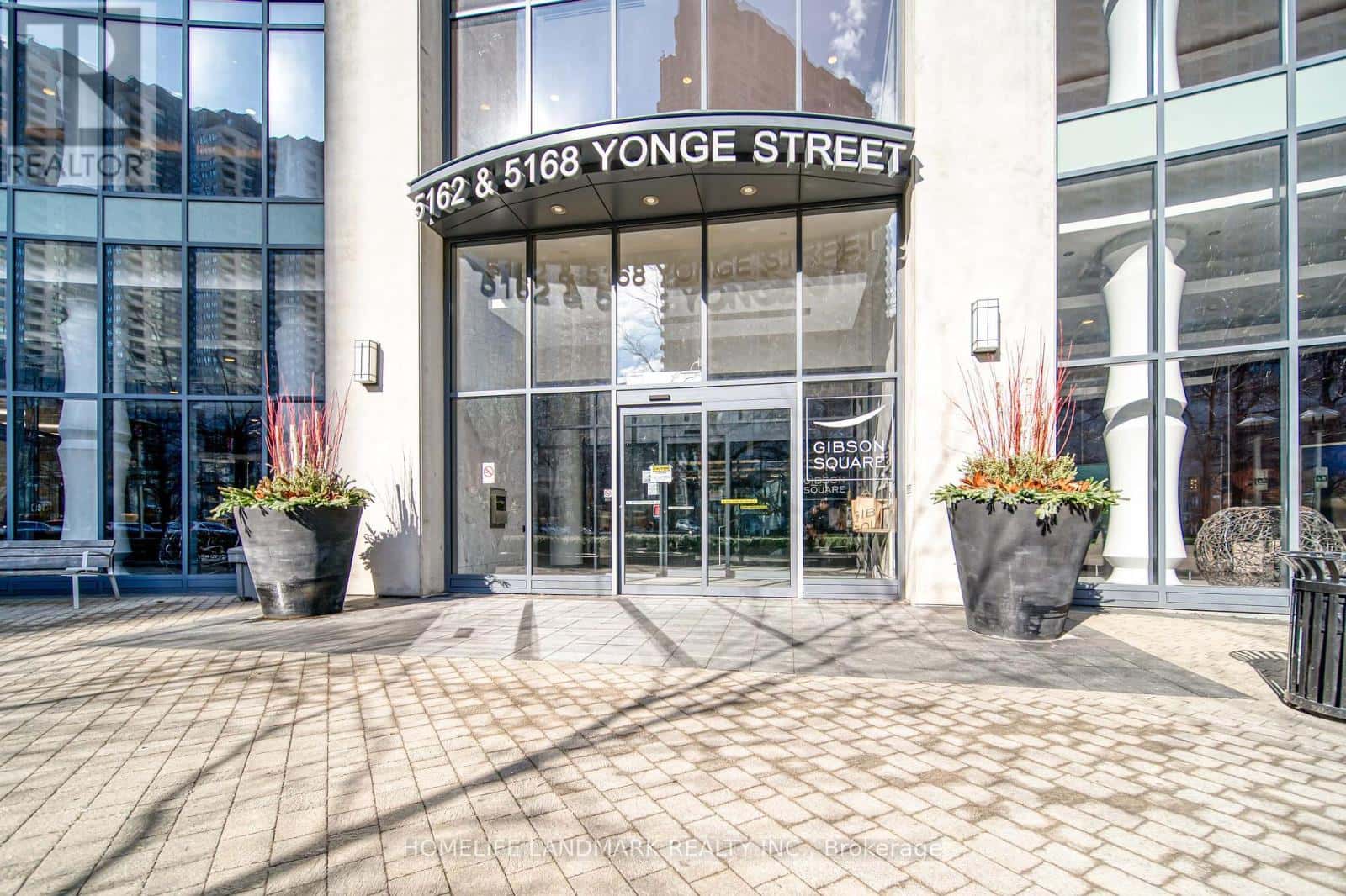 3112 - 5168 YONGE STREET — Toronto (Willowdale West), Ontario - Photo 3 of 25