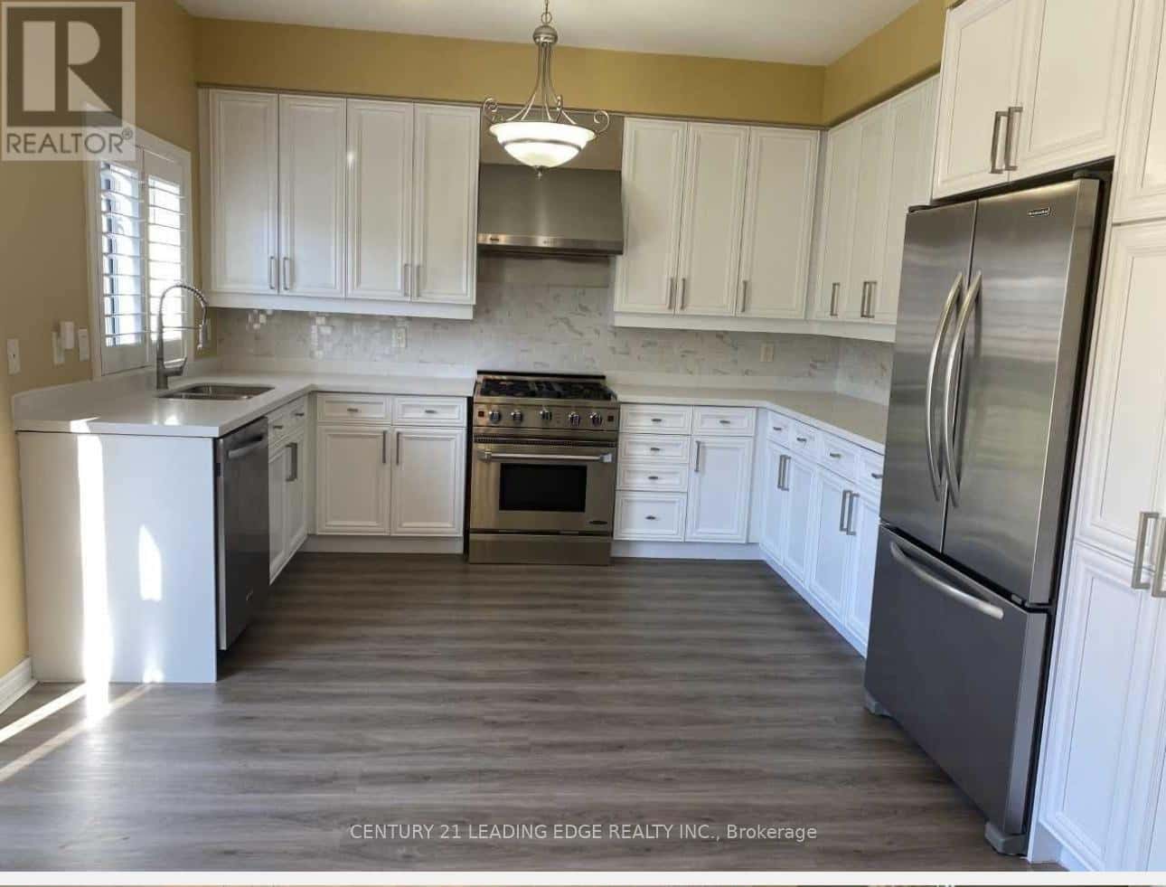 Vaughan (Maple) — Vaughan (Maple) - Photo 3 of 10