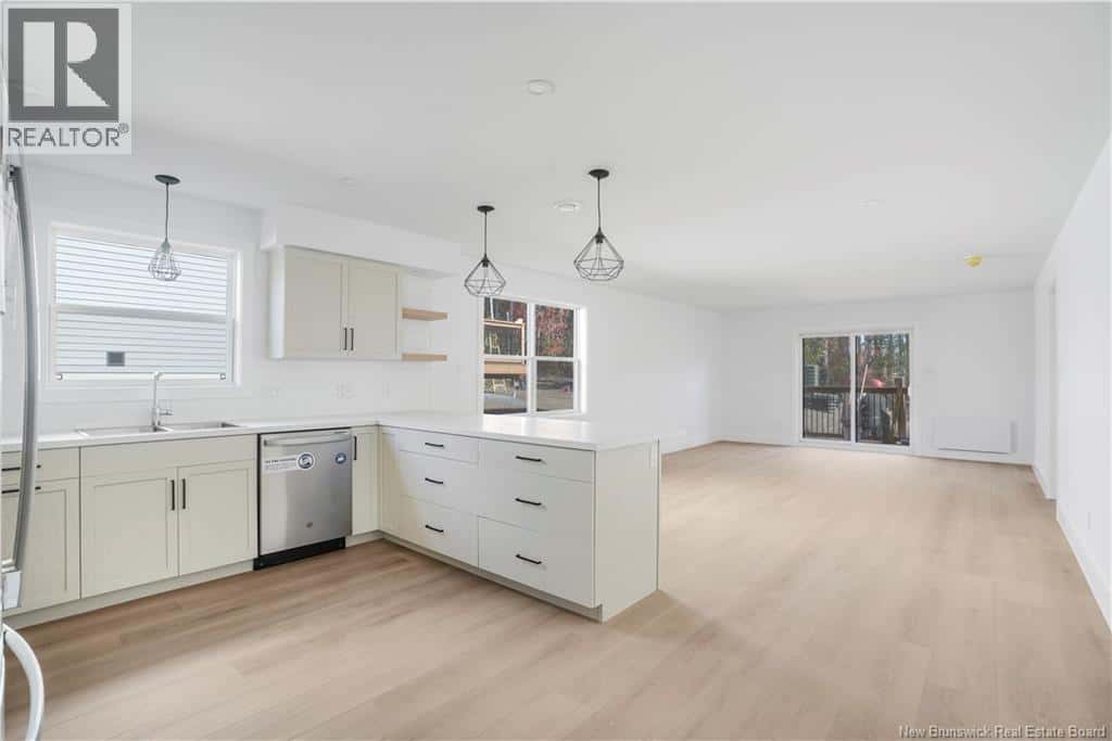 6 TERRY FOX Drive — Oromocto, New Brunswick - Photo 5 of 27