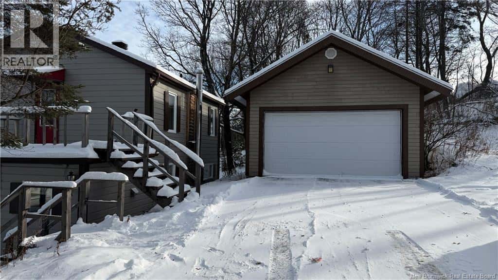 128 Canada Street — Edmundston, New Brunswick - Photo 2 of 22