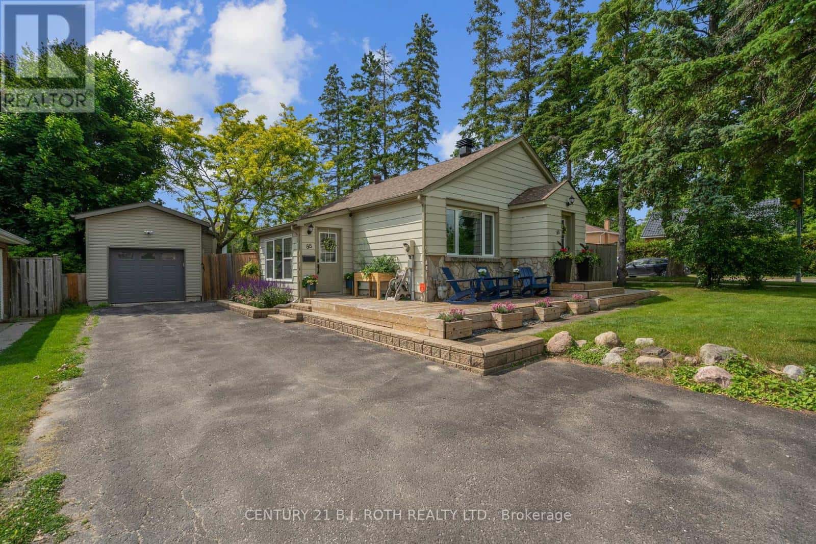 88 PUGET STREET — Barrie (Codrington), Ontario - Photo 2 of 35