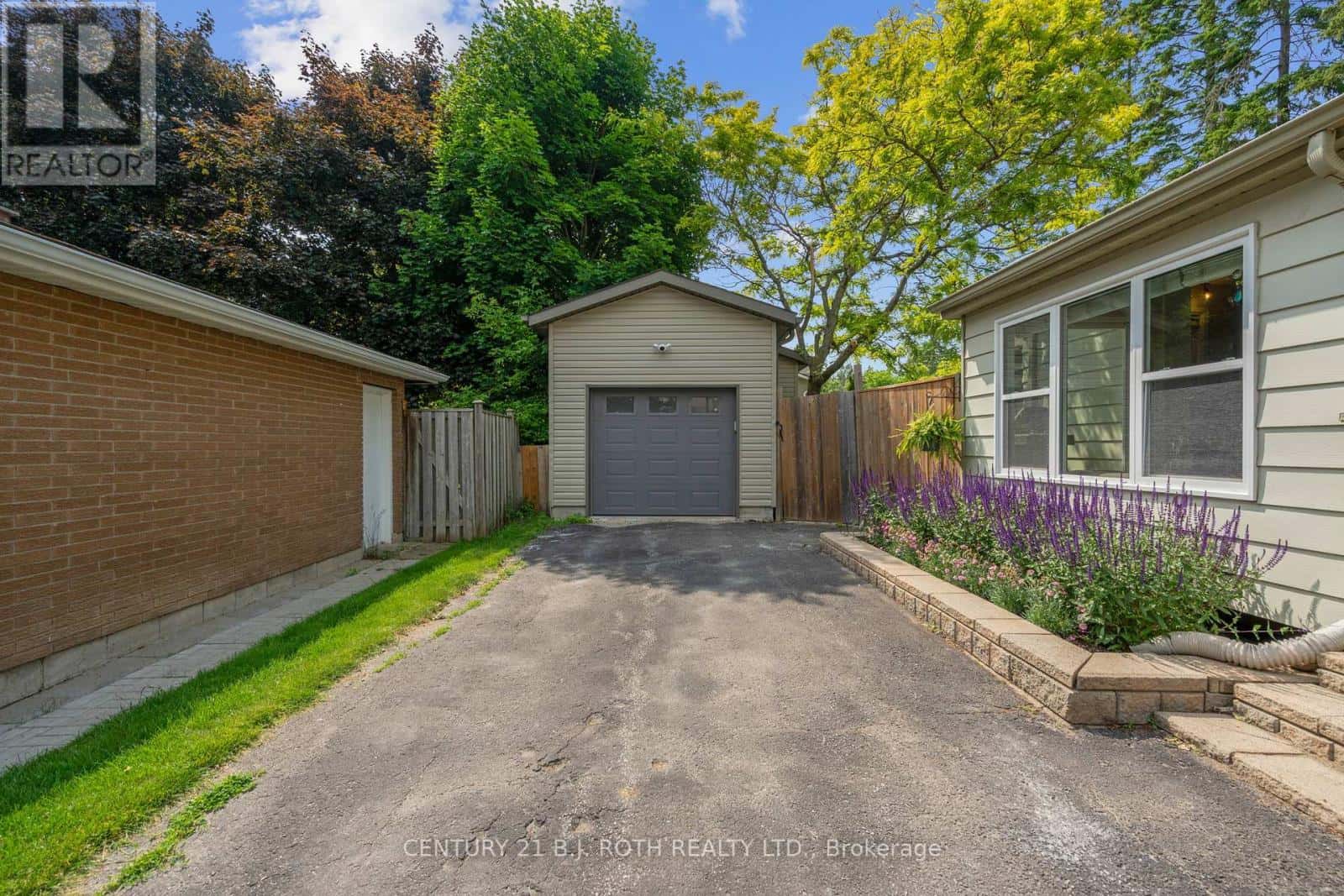 88 PUGET STREET — Barrie (Codrington), Ontario - Photo 4 of 35