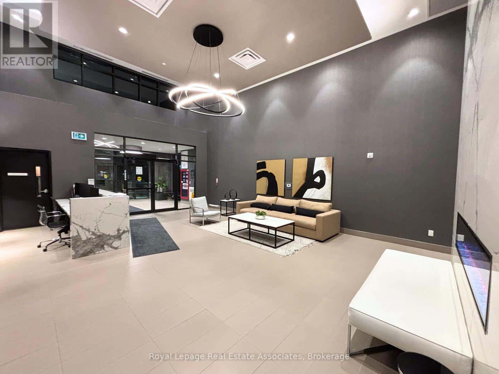 108 - 460 GORDON KRANTZ AVENUE — Milton (Walker), Ontario - Photo 3 of 24