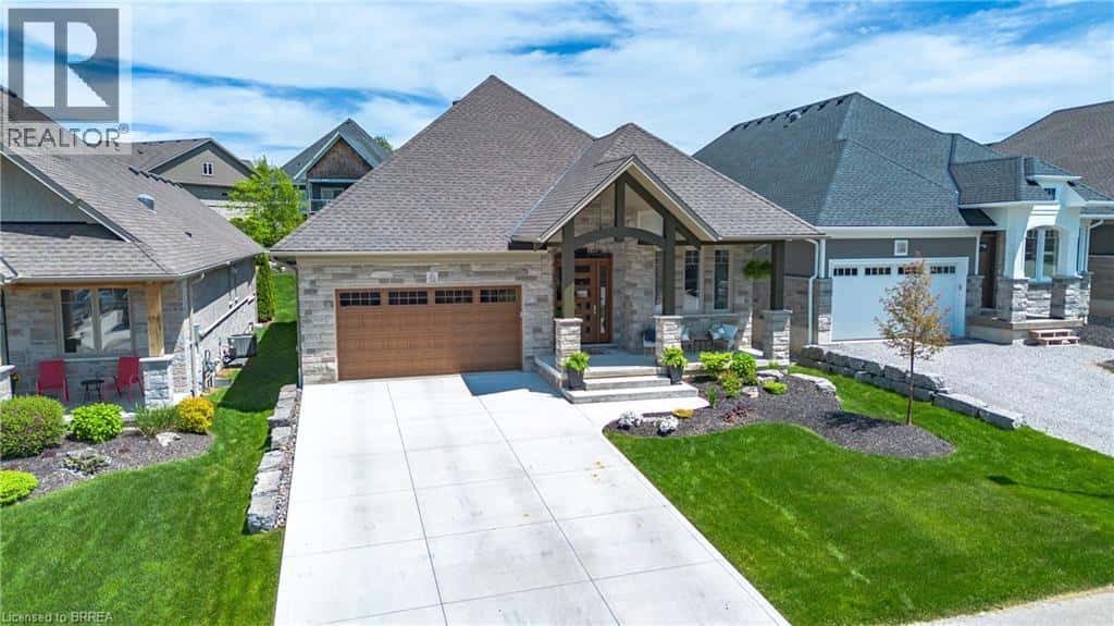 52 BEECHNUT Lane — Port Dover, Ontario - Photo 3 of 50