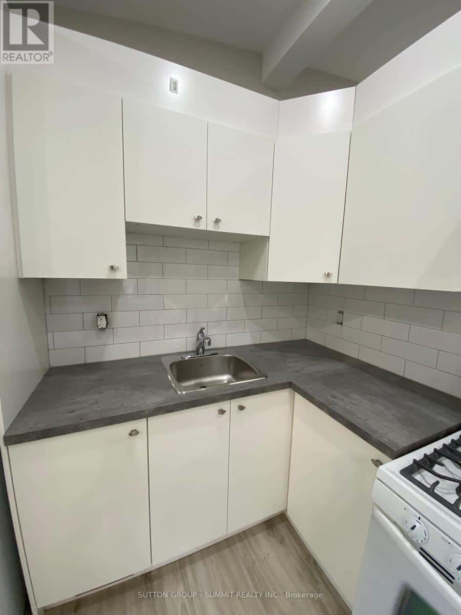 King (Schomberg) — King (Schomberg) - Photo 5 of 17