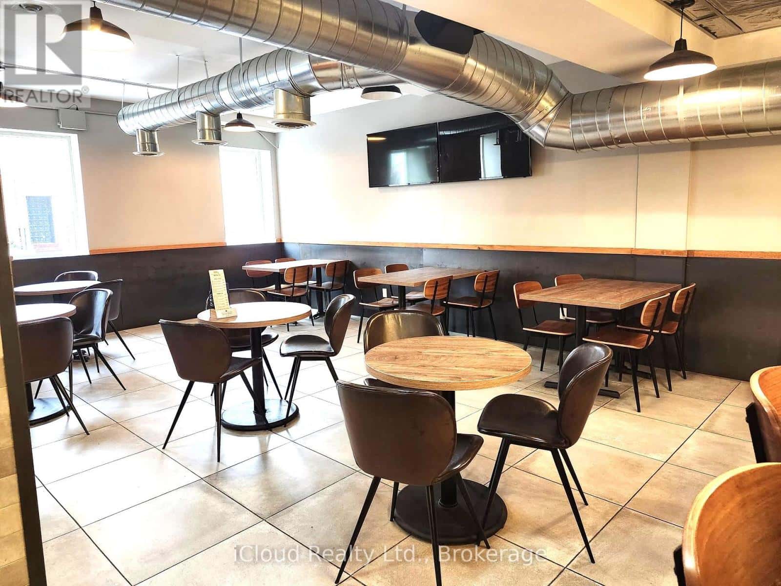 Oakville (OO Old Oakville) — Oakville (OO Old Oakville) - Photo 5 of 20