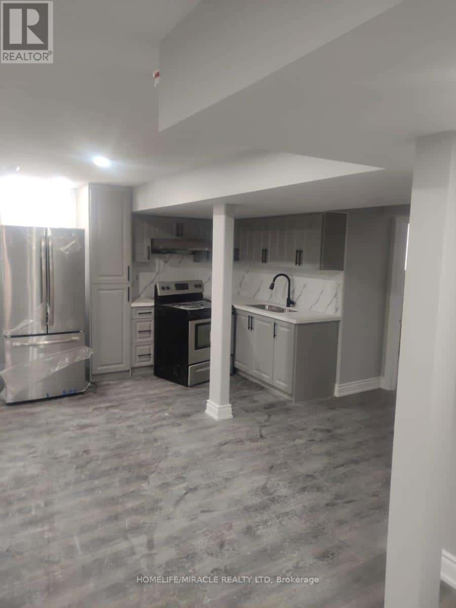 BSMT - 954 PRESTON MANOR DRIVE — Mississauga (East Credit) - Photo 5 of 19