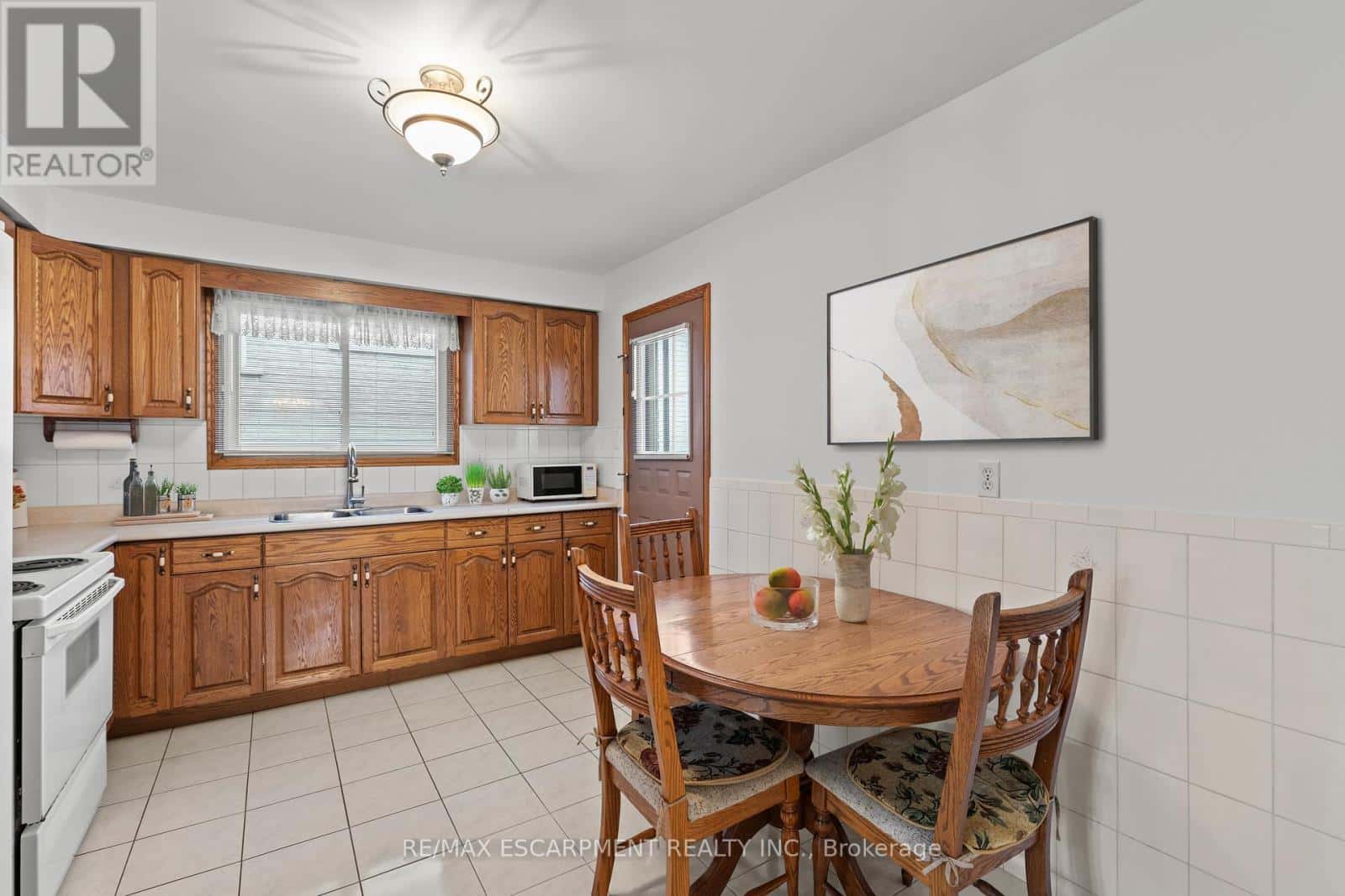 88 GLEN VALLEY DRIVE — Hamilton (Vincent), Ontario - Photo 5 of 18