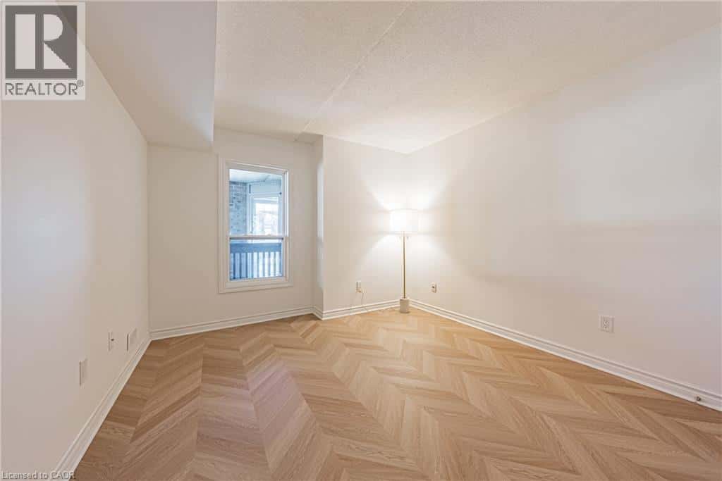 Burlington — Burlington - Photo 5 of 20