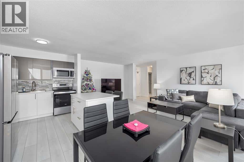 155 FRONT STREET North Unit# 1410 — Sarnia, Ontario - Photo 4 of 24