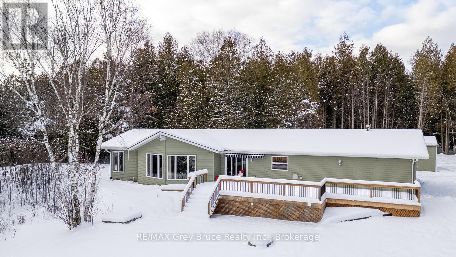 109 WIDGEON COVE ROAD — Northern Bruce Peninsula, Ontario - Main photo