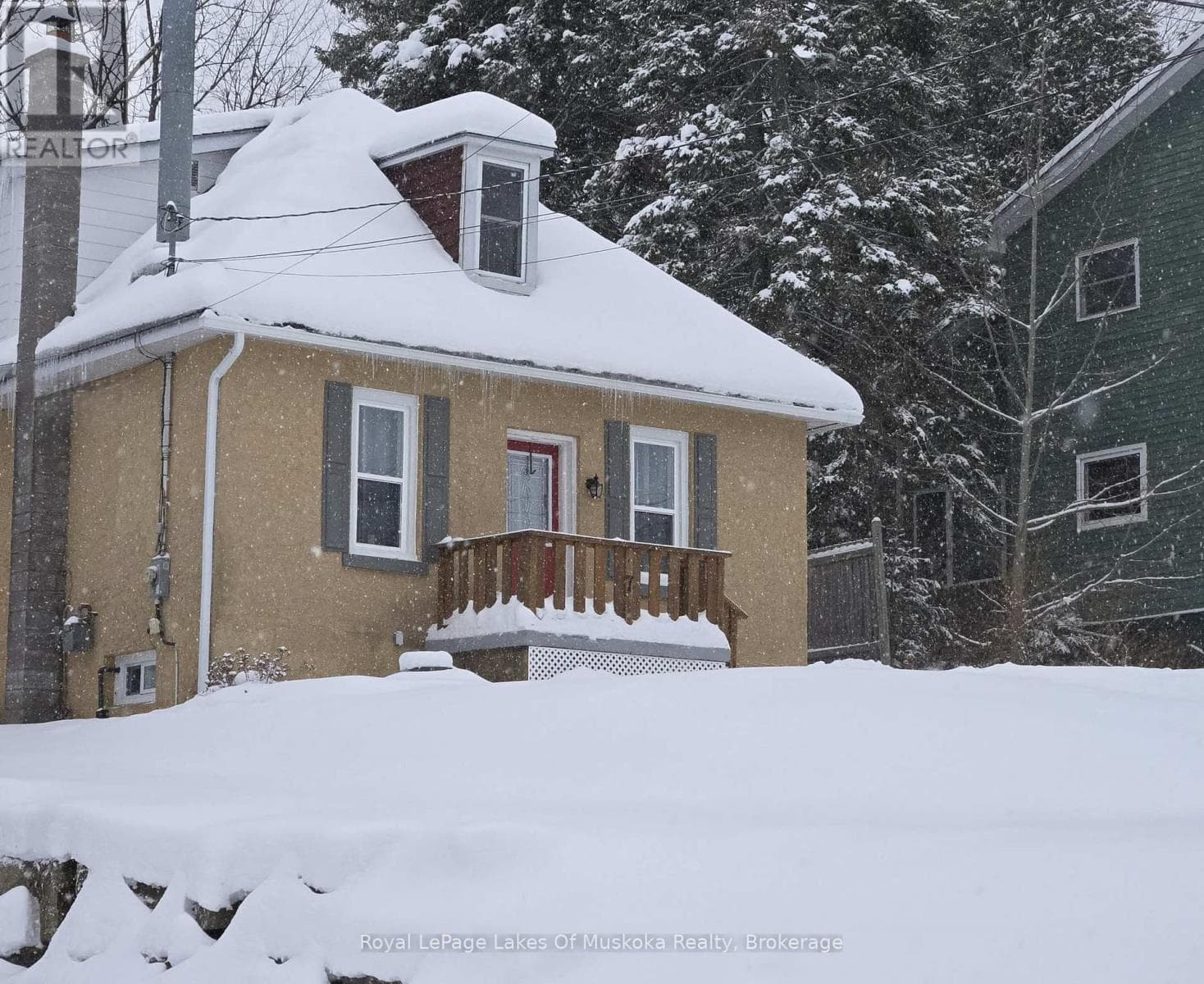 7 DUNCAN STREET W — Huntsville (Chaffey), Ontario - Main photo