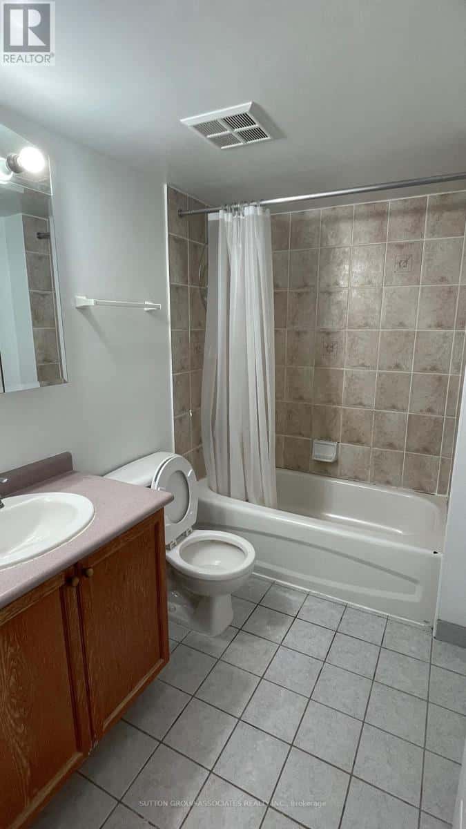 710 - 39 ONEIDA CRESCENT — Richmond Hill (Langstaff) - Photo 5 of 5