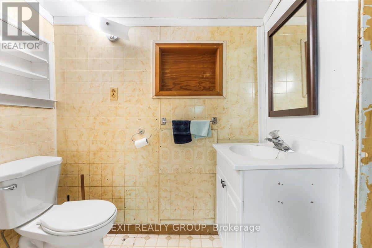 B - 330 BLACK RIVER ROAD — Tweed (Elzevir (Twp)) - Photo 4 of 16