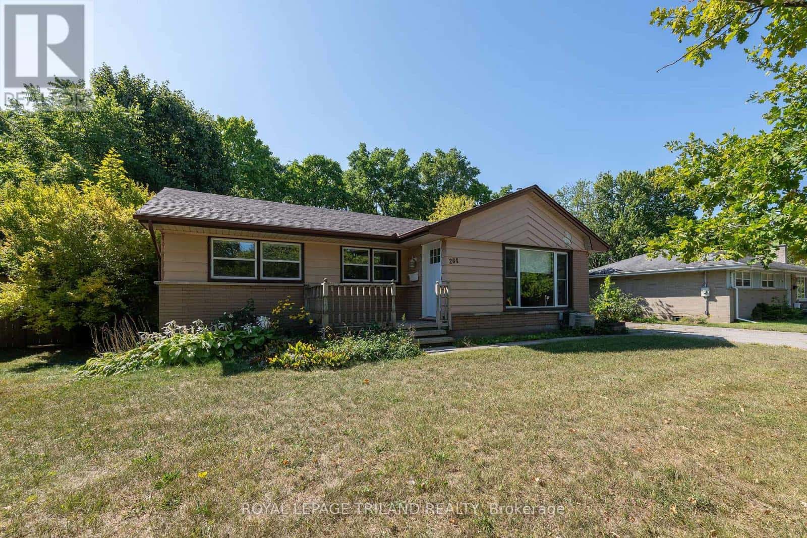 264 TROTT DRIVE — London North (North K), Ontario - Photo 3 of 41