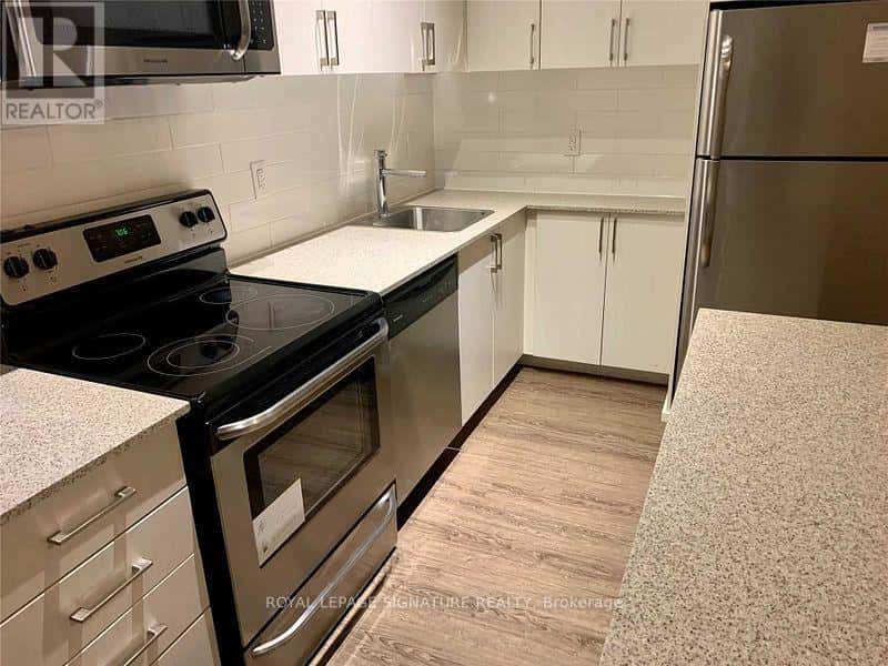 Mississauga (Central Erin Mills) — Mississauga (Central Erin Mills) - Photo 3 of 22