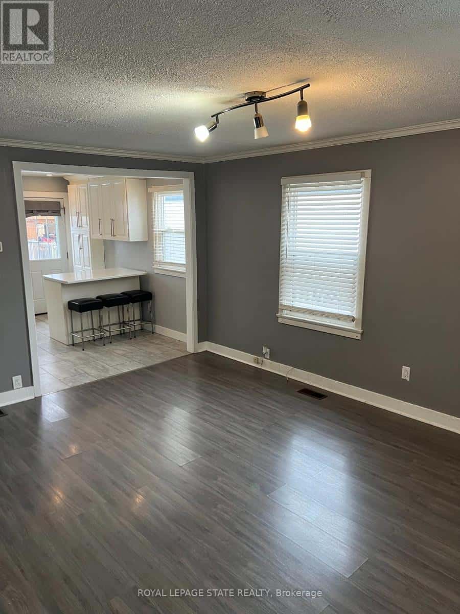 415 WELLAND AVENUE — St. Catharines (Facer) - Photo 5 of 17