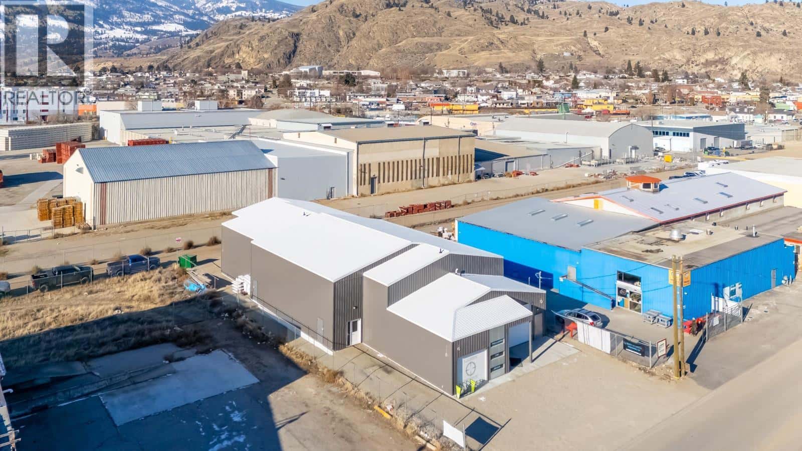 5966 SAWMILL Road — Oliver - Photo 4 of 23