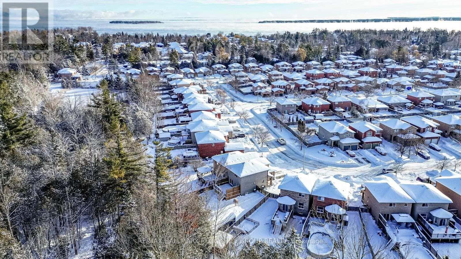 2320 WARRINGTON WAY — Innisfil (Alcona), Ontario - Photo 3 of 7