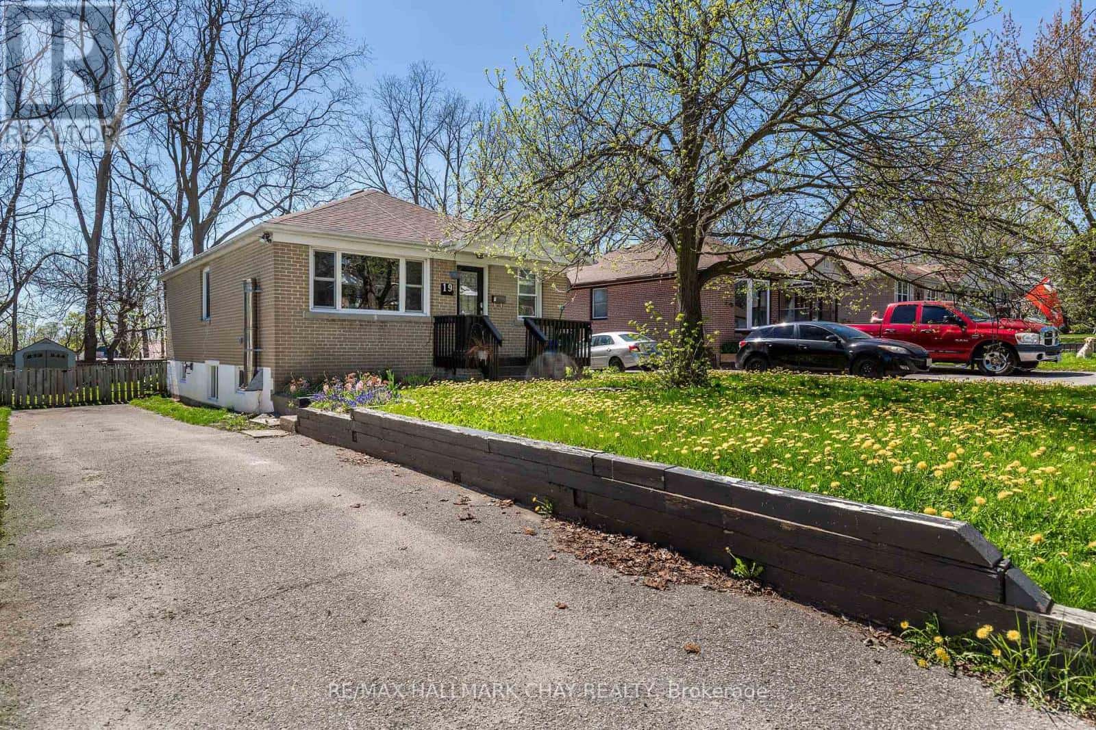 Barrie (Wellington) — Barrie (Wellington) - Photo 3 of 14