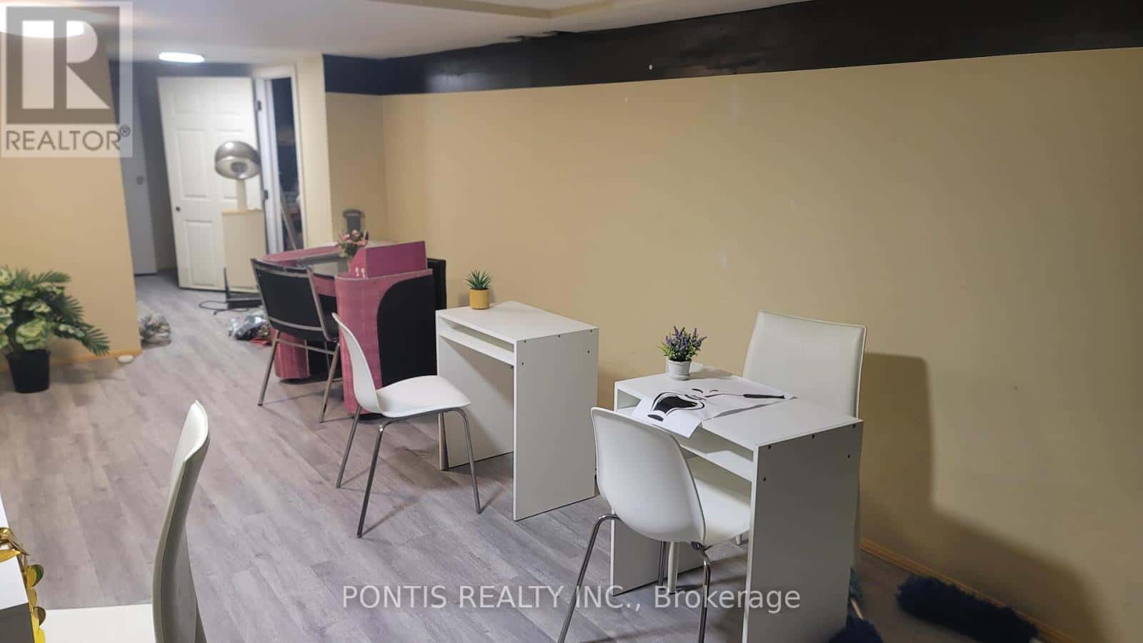 612 LAKESHORE ROAD E — Mississauga (Lakeview) - Photo 3 of 15