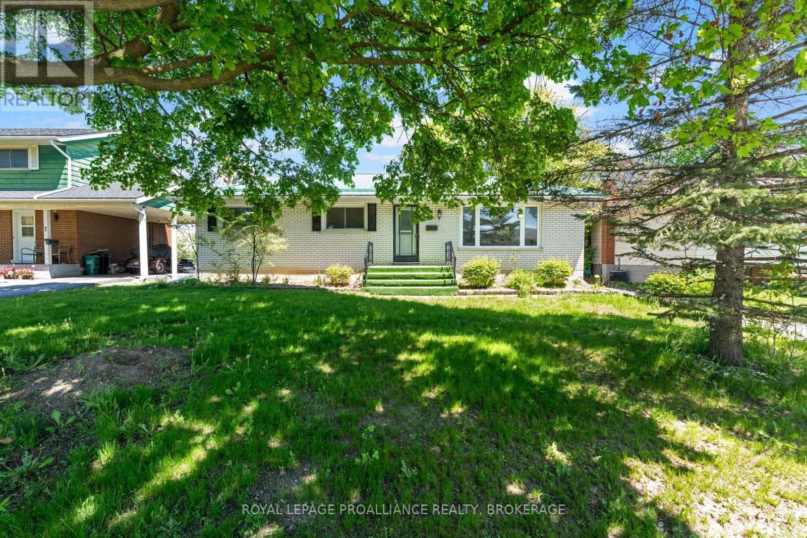 5 ARMOUR CRESCENT — Quinte West (Trenton Ward), Ontario - Main photo