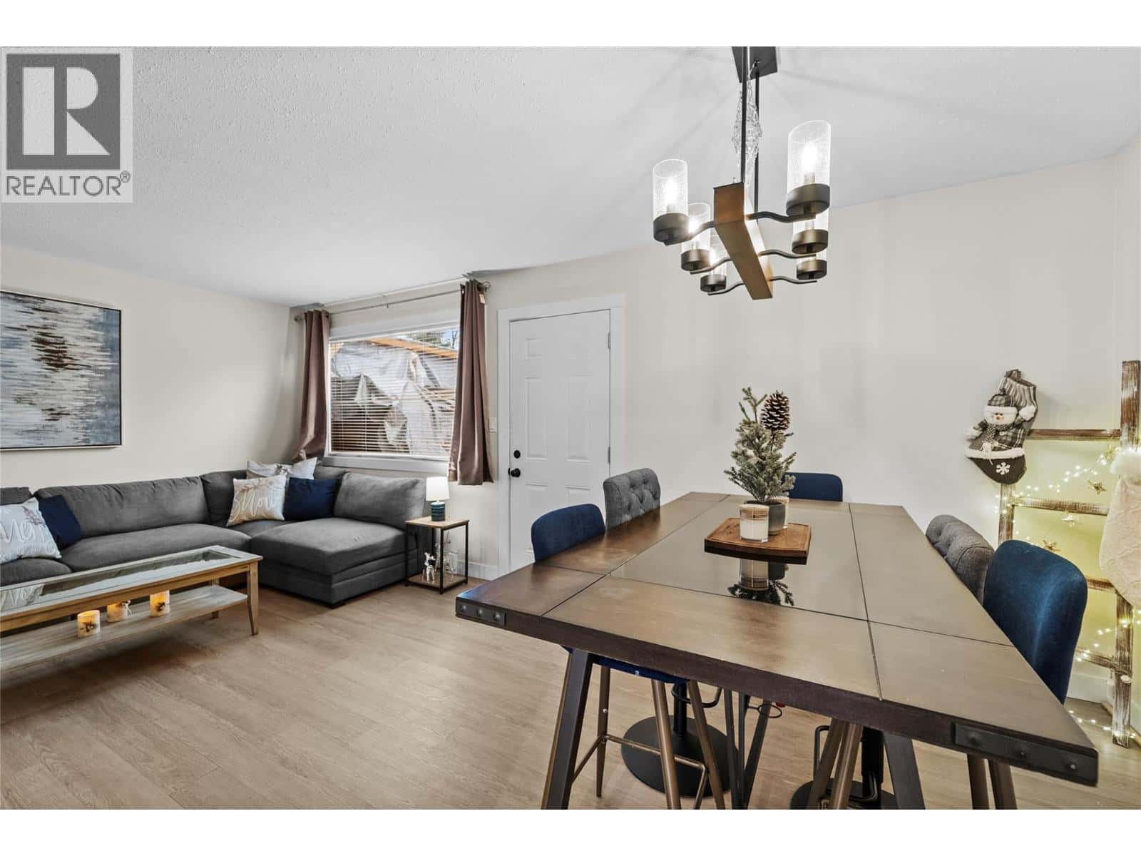 700 Collingwood Drive Unit# 24 — Kamloops, British Columbia - Photo 4 of 28