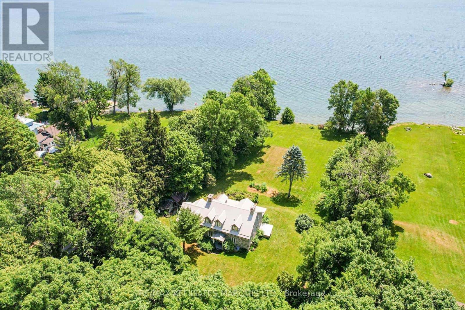 20824 SOUTH SERVICE ROAD — South Glengarry, Ontario - Photo 3 of 49