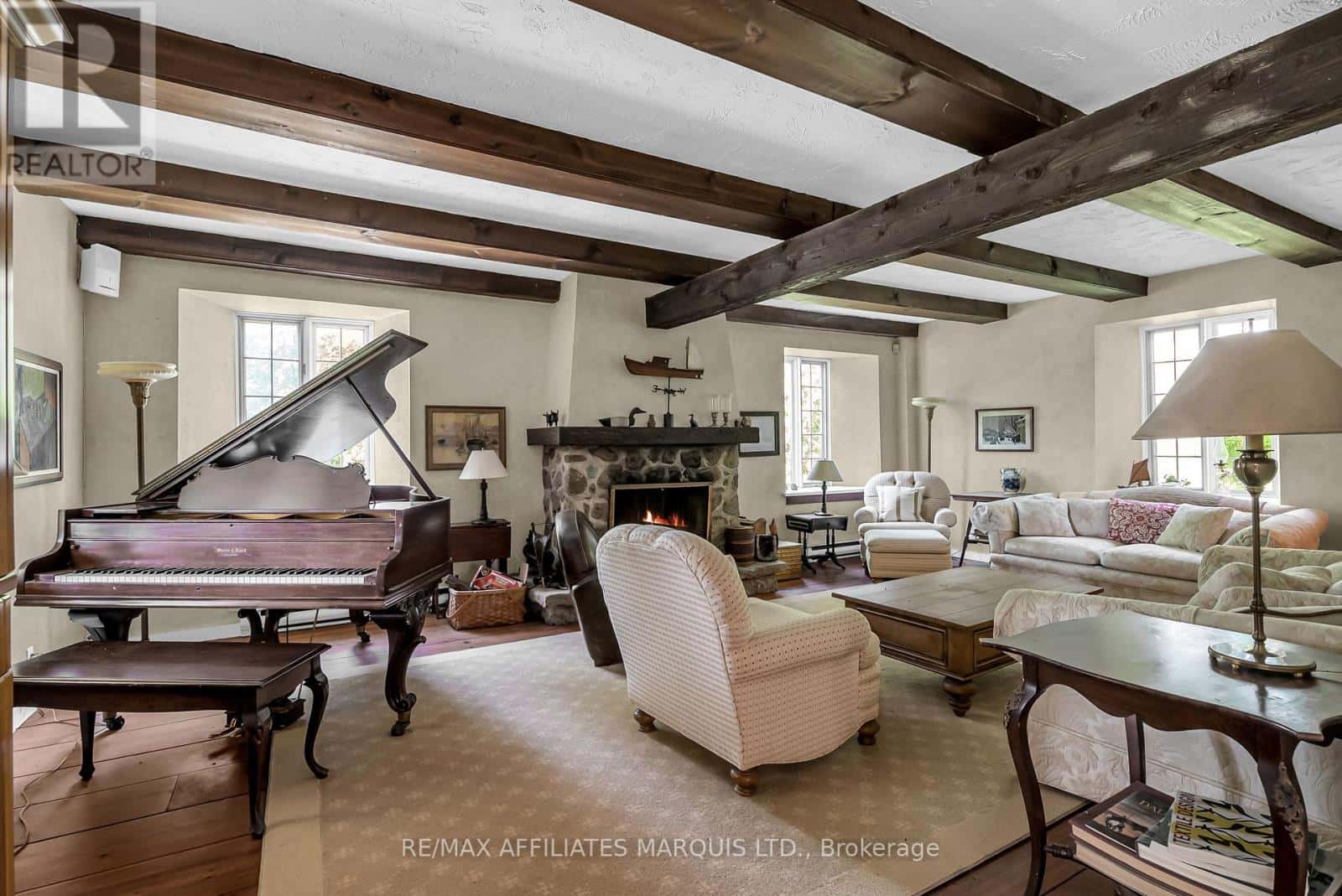 20824 SOUTH SERVICE ROAD — South Glengarry, Ontario - Photo 5 of 49