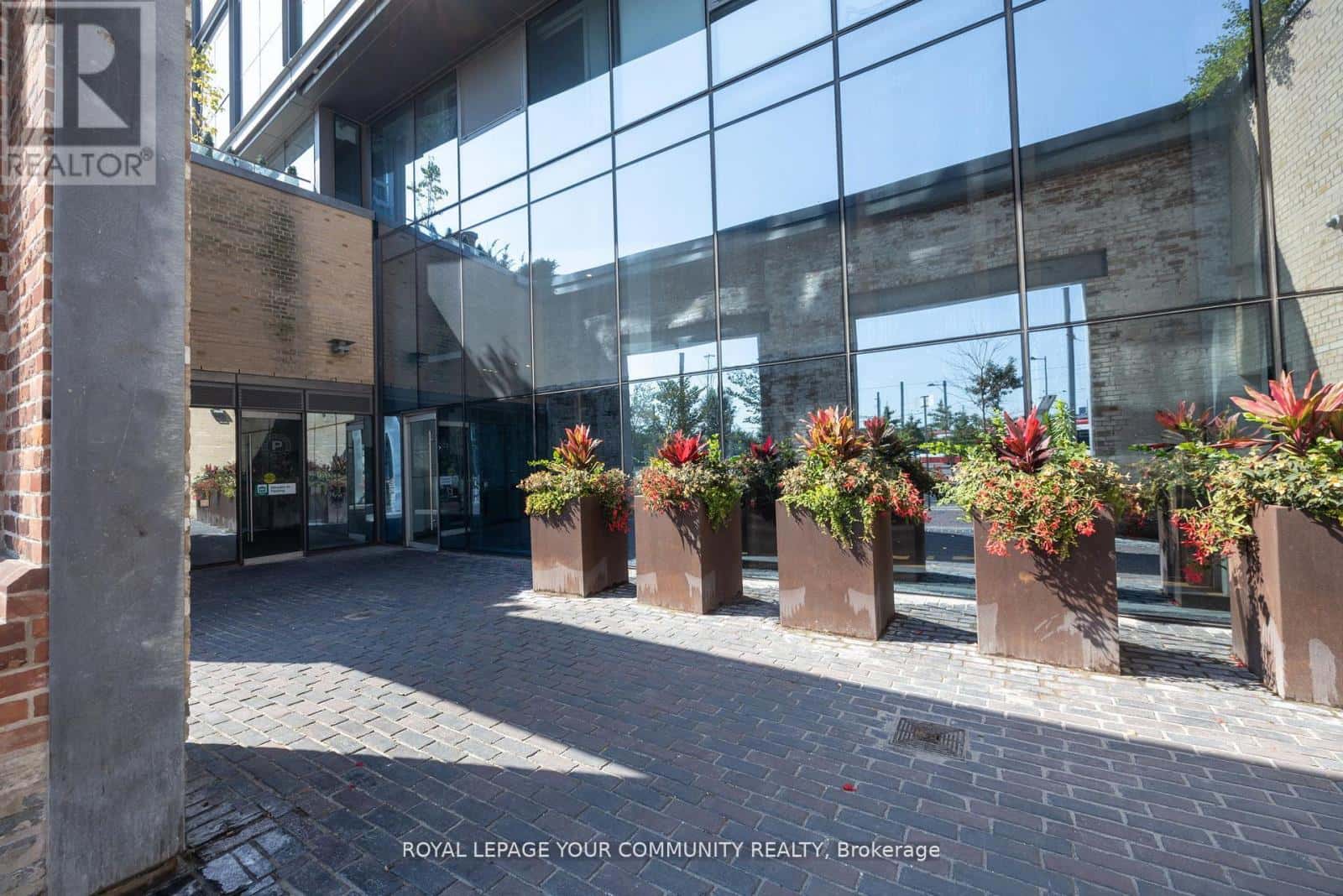 705 - 390 CHERRY STREET — Toronto (Waterfront Communities), Ontario - Photo 3 of 28