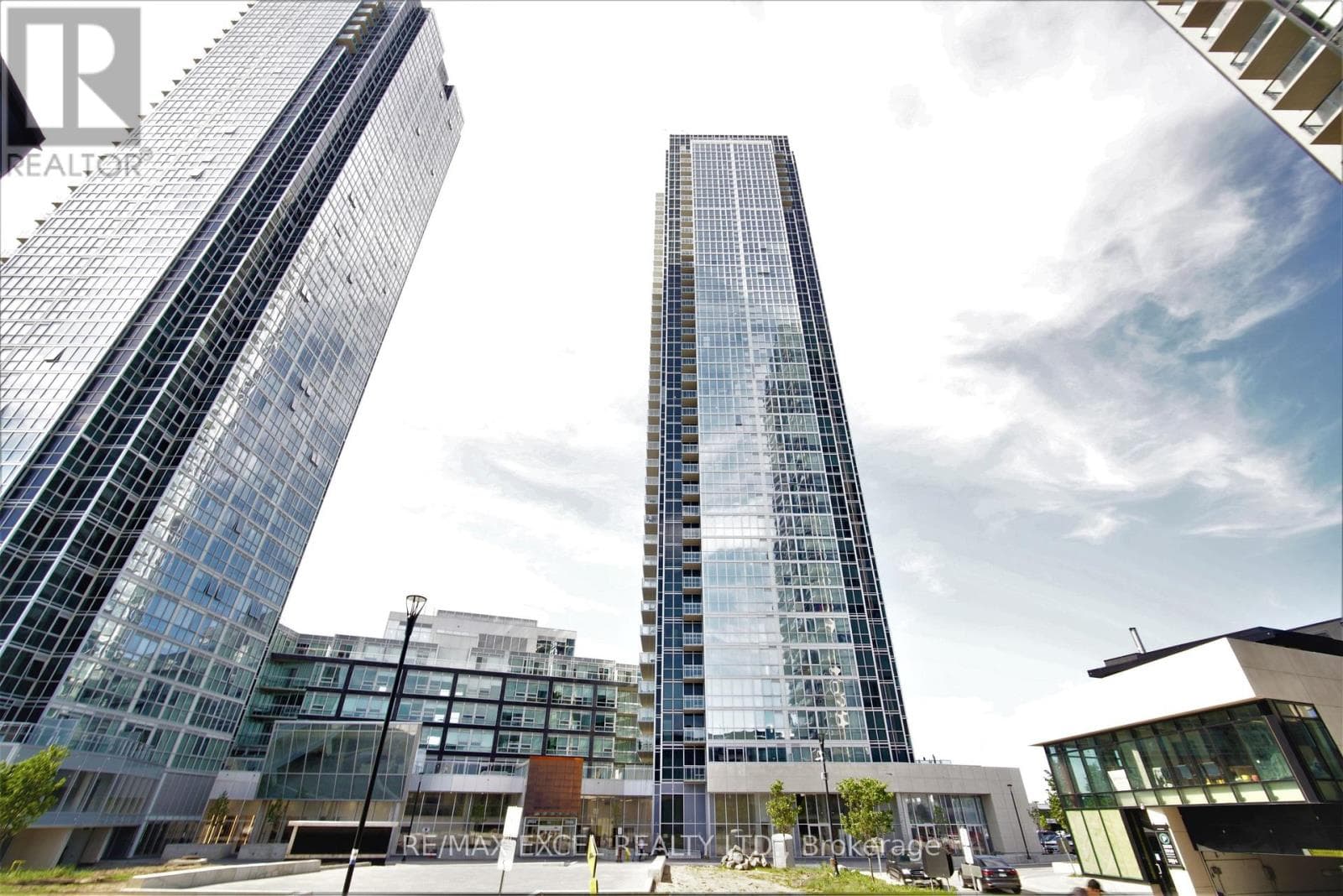 2607 - 2908 HIGHWAY 7 ROAD — Vaughan (Concord), Ontario - Main photo