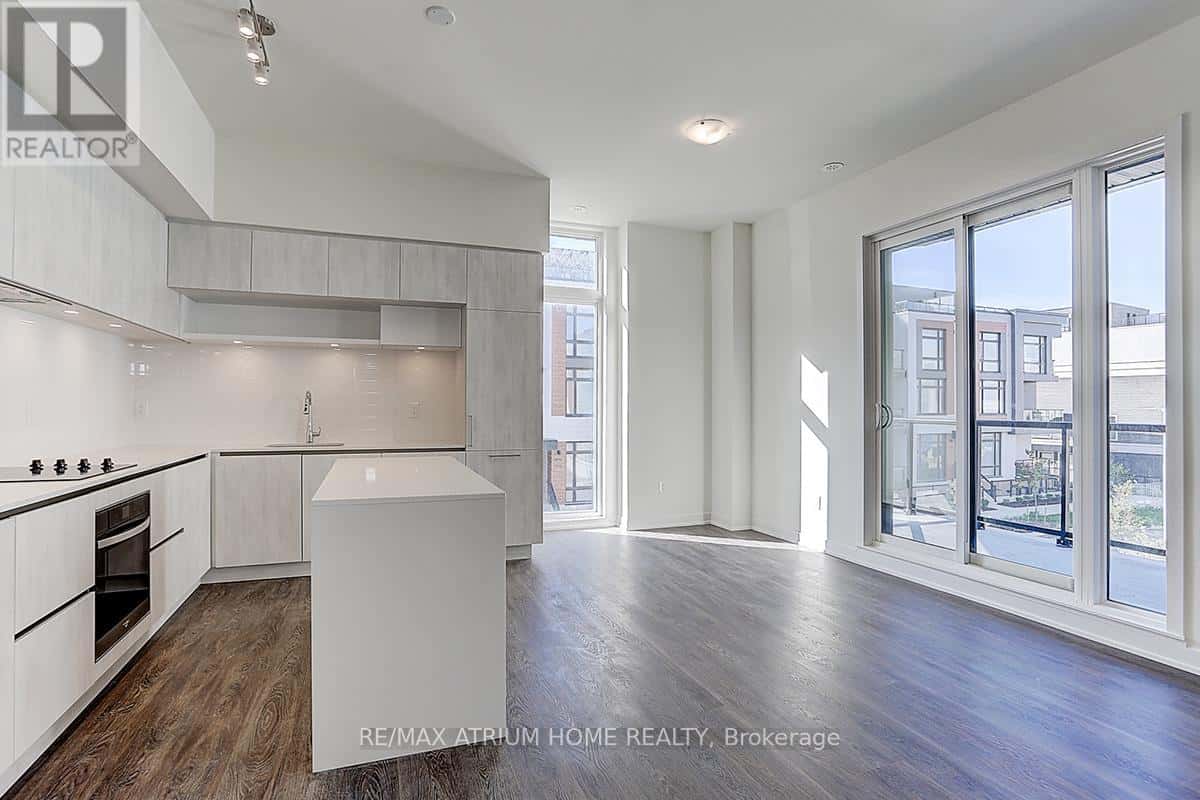 1103 - 12 DAVID EYER ROAD — Richmond Hill, Ontario - Photo 4 of 29