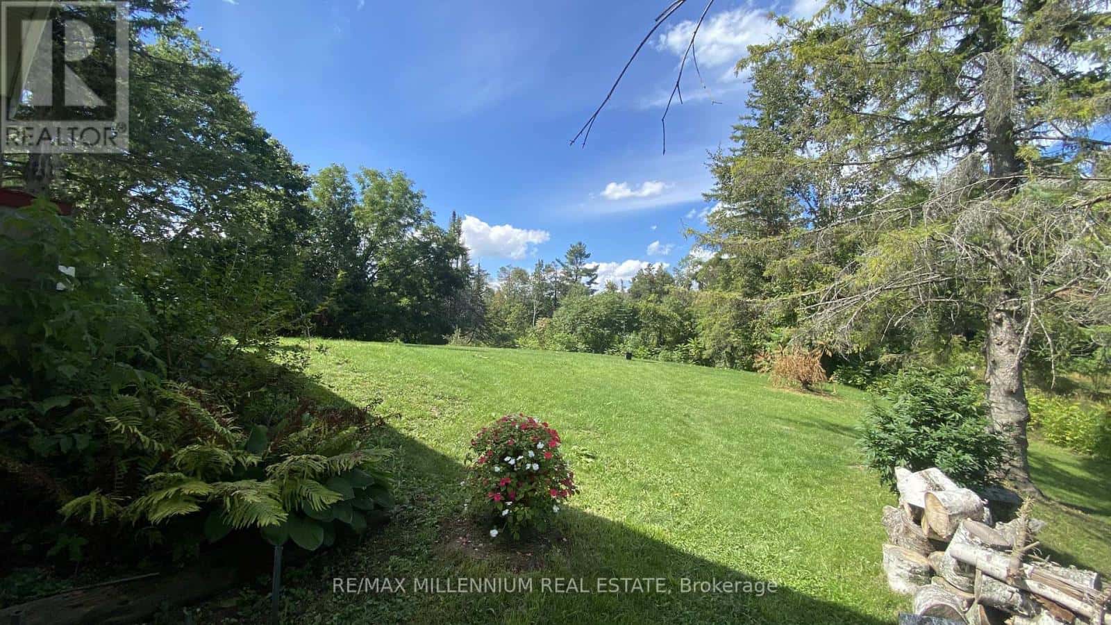 3741 CEDAR RAPIDS DRIVE S — Severn (Marchmont), Ontario - Photo 3 of 39