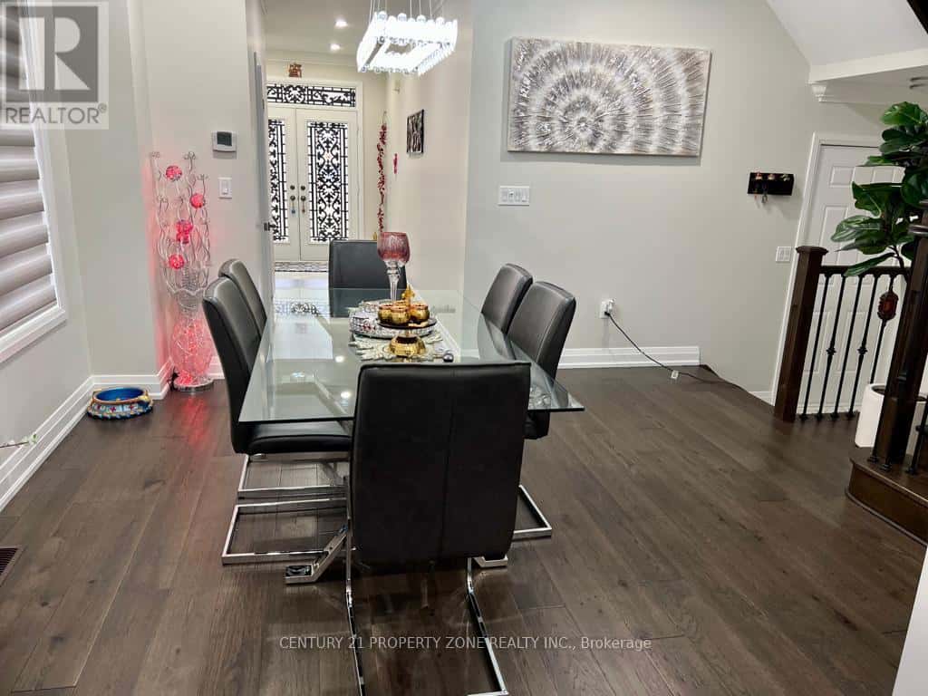 Brampton (Northwest Brampton) — Brampton (Northwest Brampton) - Photo 5 of 33