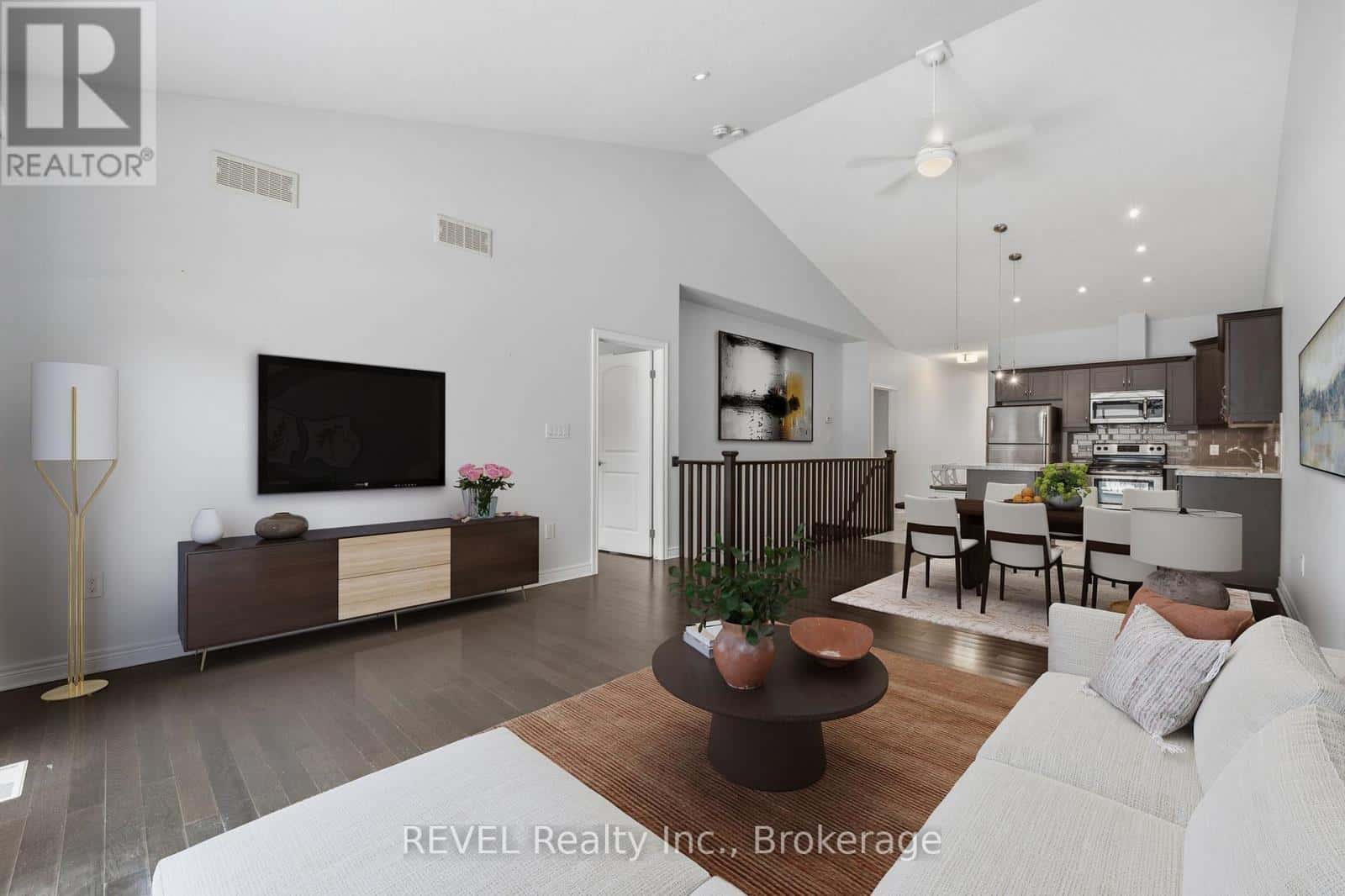 8 - 5490 PRINCE EDWARD AVENUE — Niagara Falls (Hospital), Ontario - Photo 5 of 41