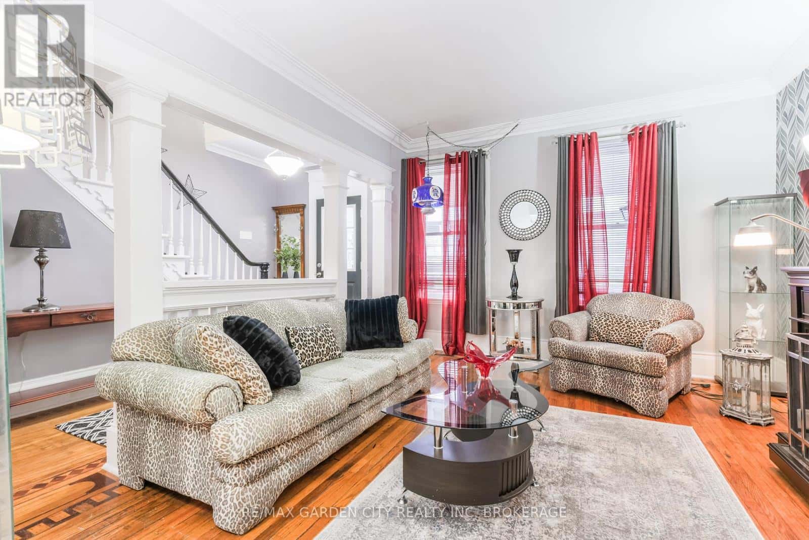 26 GARNET STREET — St. Catharines (Facer), Ontario - Photo 5 of 17