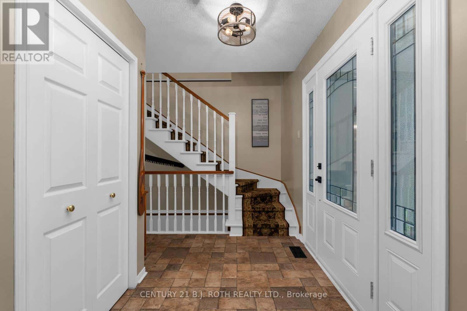 5627 7TH LINE N — Oro-Medonte (Moonstone), Ontario - Photo 5 of 47