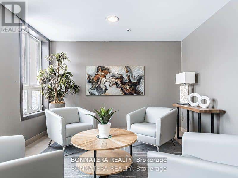 209 - 5010 CORPORATE DRIVE — Burlington (Uptown) - Photo 2 of 36