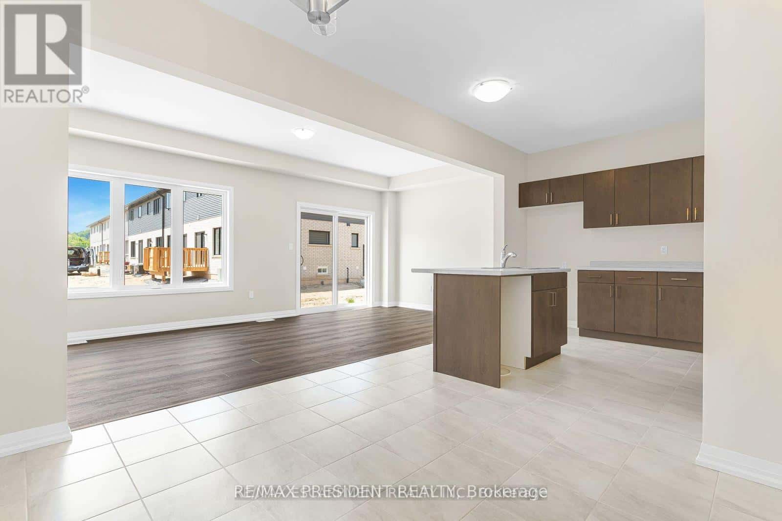 Pelham (Fonthill) — Pelham (Fonthill) - Photo 3 of 13