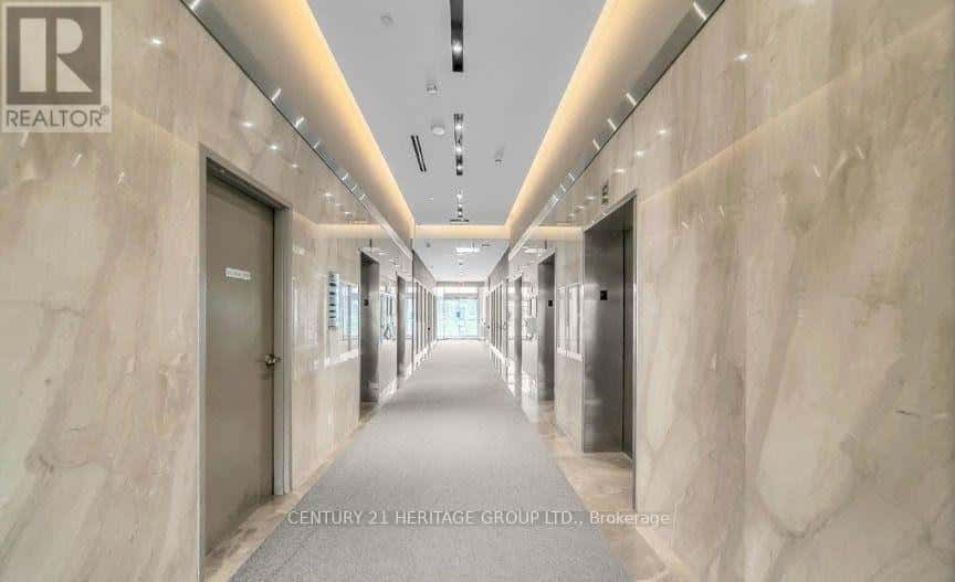 Markham (Thornhill) — Markham (Thornhill) - Photo 3 of 13