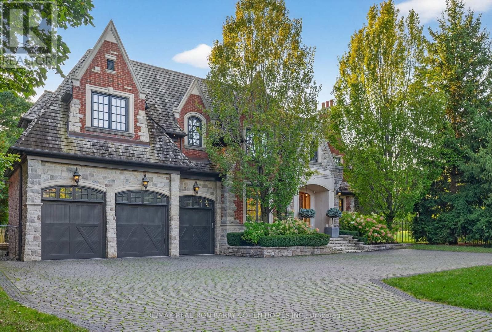 76 ARJAY CRESCENT — Toronto (Bridle Path-Sunnybrook-York Mills), Ontario - Main photo