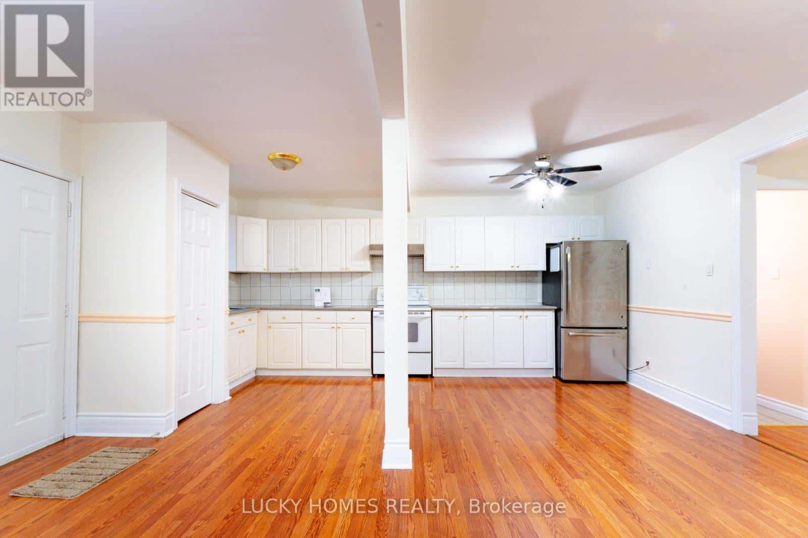 MAIN FLOOR - 270 VERDUN ROAD W — Oshawa (Central) - Photo 3 of 15