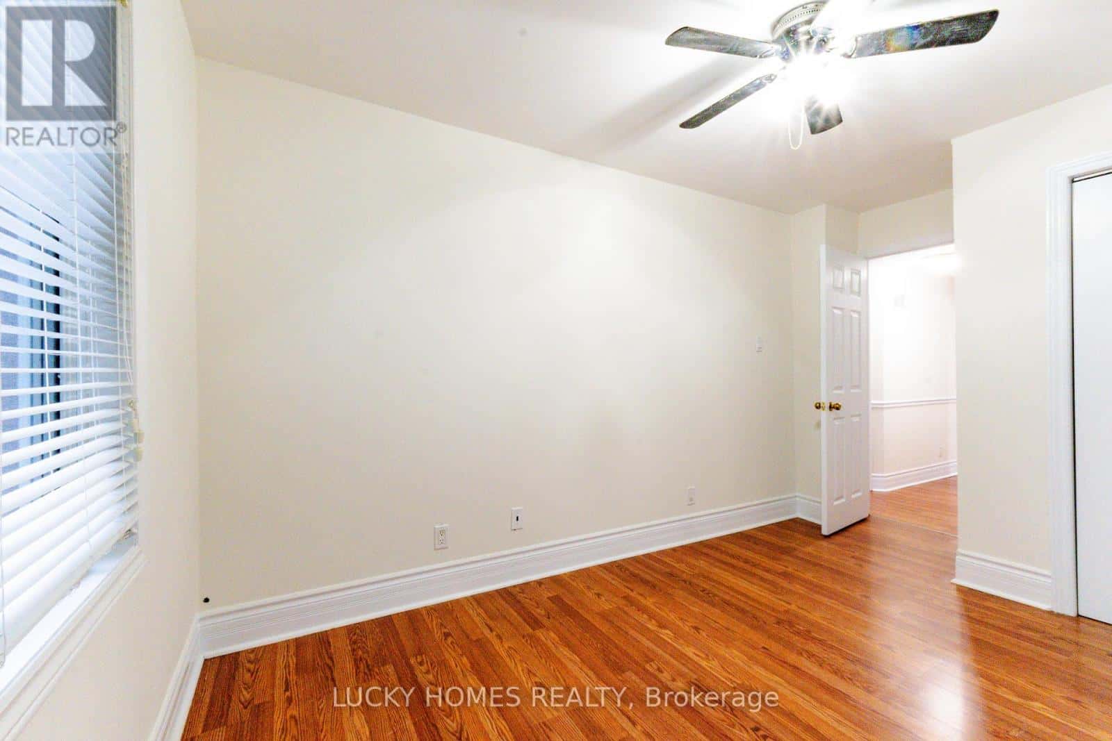 MAIN FLOOR - 270 VERDUN ROAD W — Oshawa (Central) - Photo 5 of 15