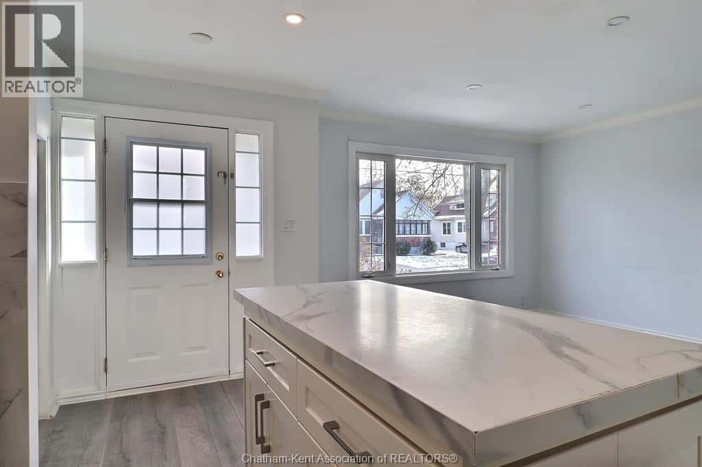 Chatham — Chatham - Photo 4 of 16