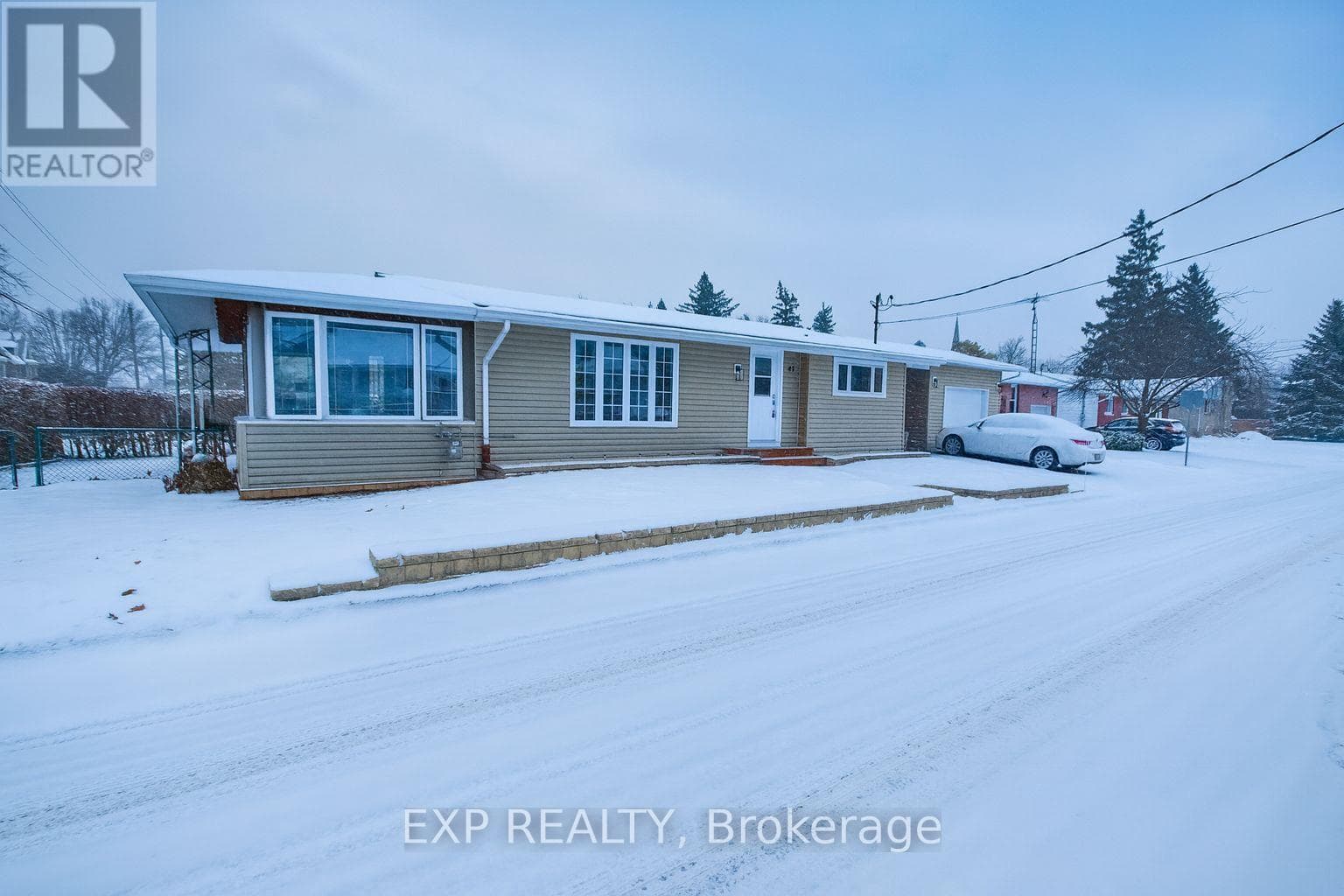 47 AUGUSTA STREET — South Dundas, Ontario - Main photo