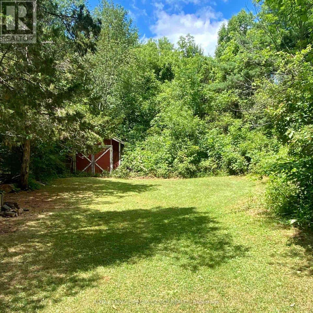 1166 THOUSAND ISLANDS PARKWAY — Front of Yonge, Ontario - Photo 4 of 12