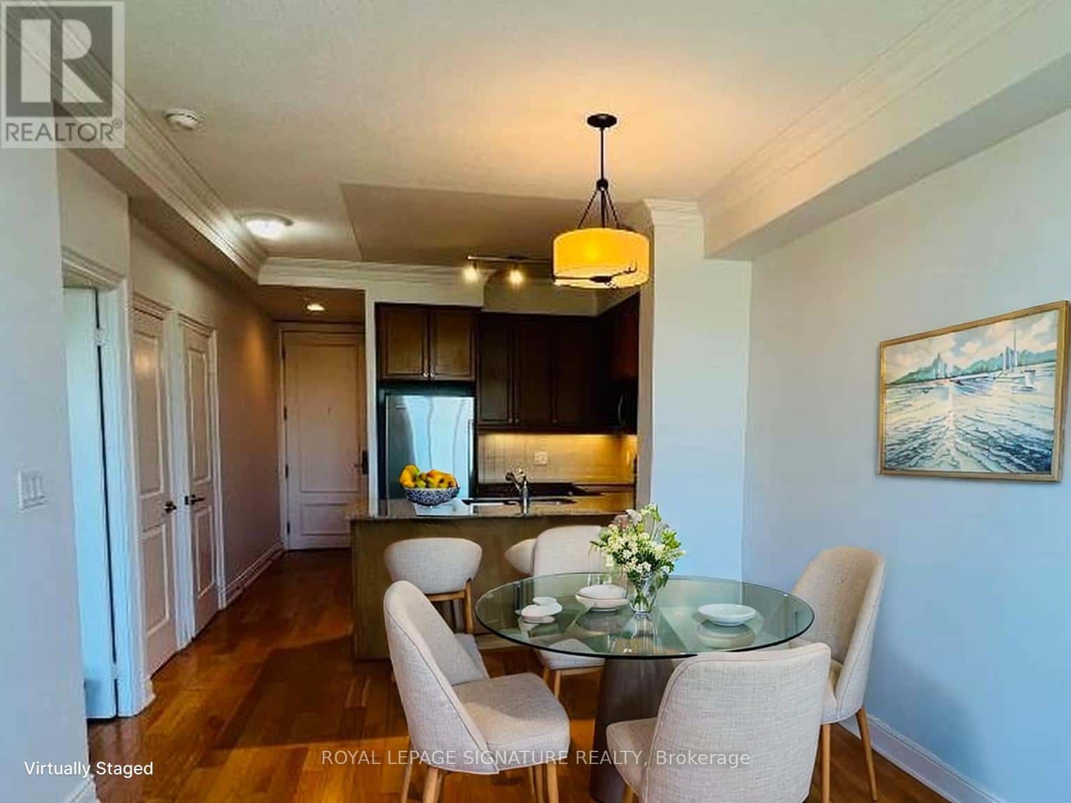 Toronto (Don Valley Village) — Toronto (Don Valley Village) - Photo 3 of 30