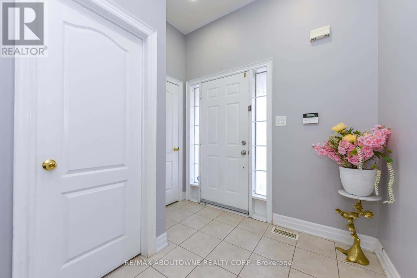 Brampton (Fletcher's Meadow) — Brampton (Fletcher's Meadow) - Photo 4 of 49