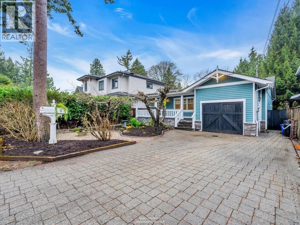 33 66A STREET — Delta, British Columbia - Main photo