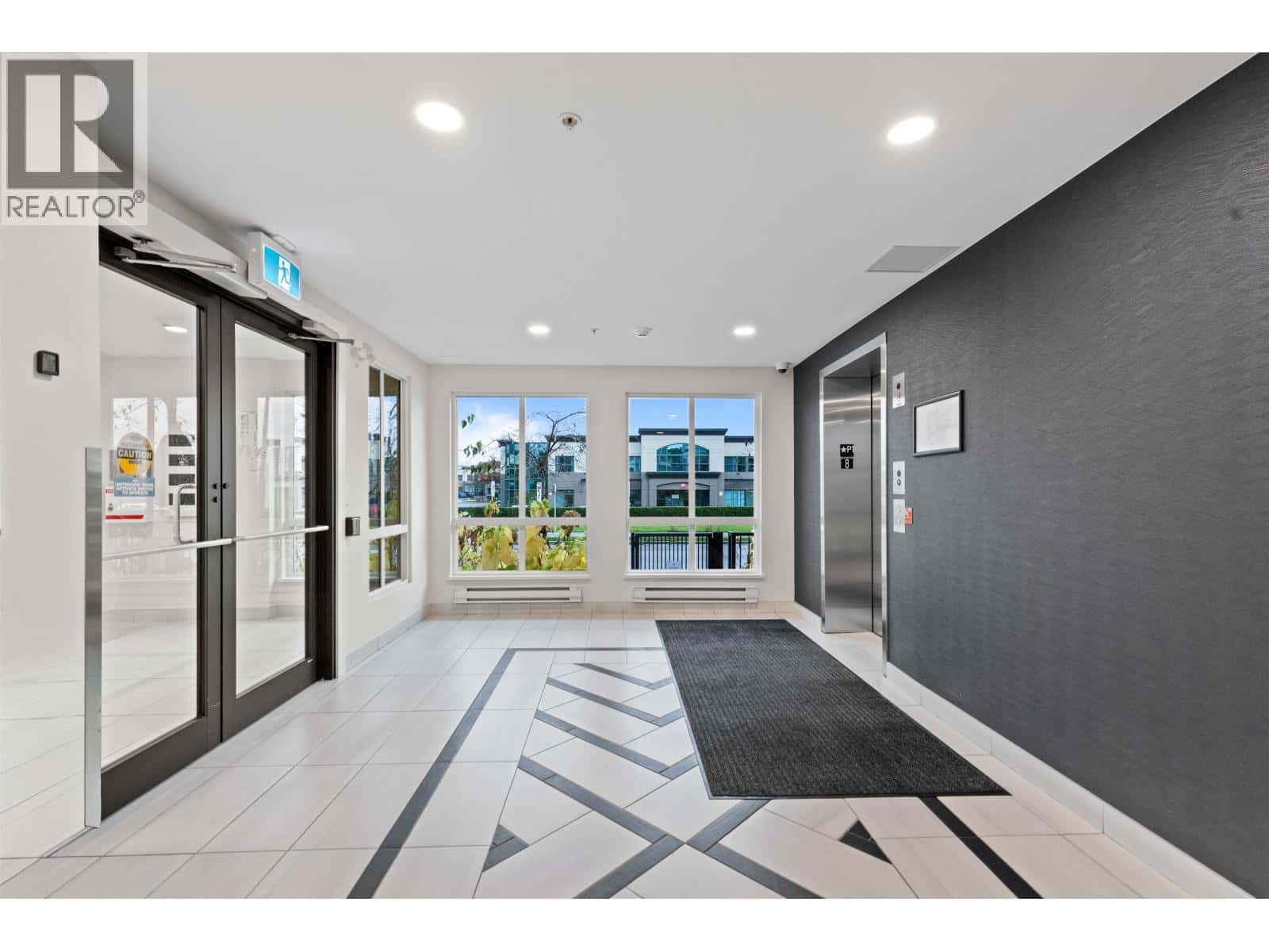 2404 2180 KELLY AVENUE — Port Coquitlam, British Columbia - Photo 5 of 35